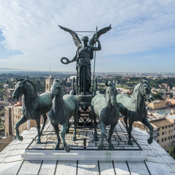 Al centro di Roma: da Palazzo Venezia al Vittoriano