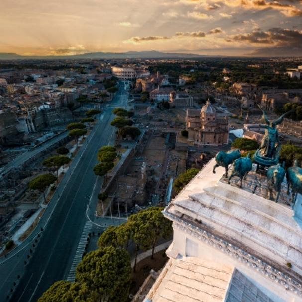 Vittoriano under the stars