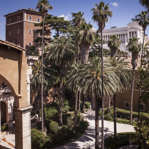 Al centro di Roma: da Palazzo Venezia al Vittoriano