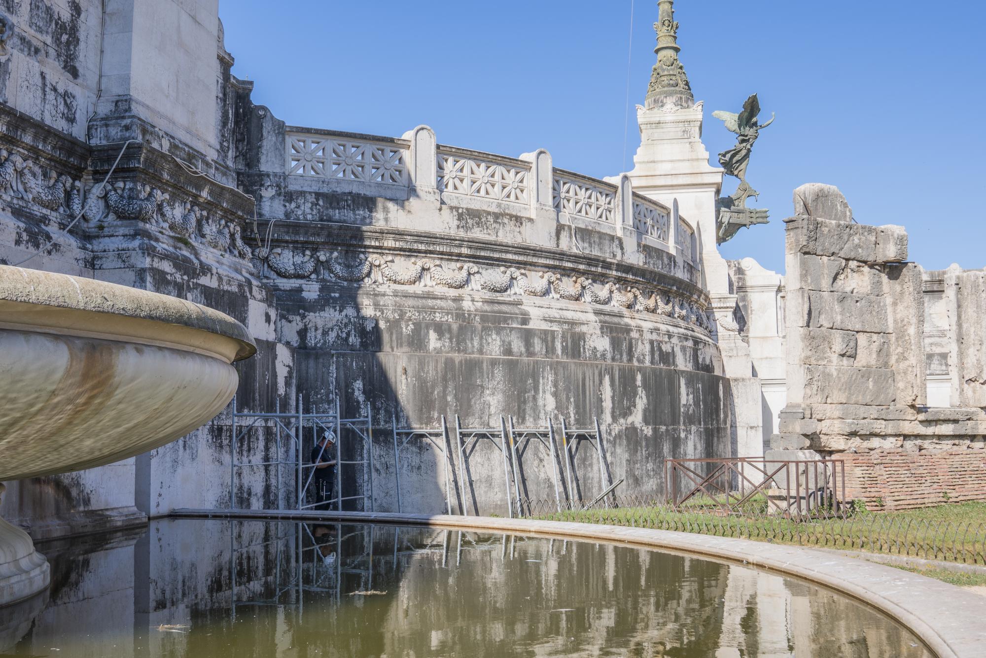 The setting up of scaffolding on the fountain The Adriatic Sea. 
