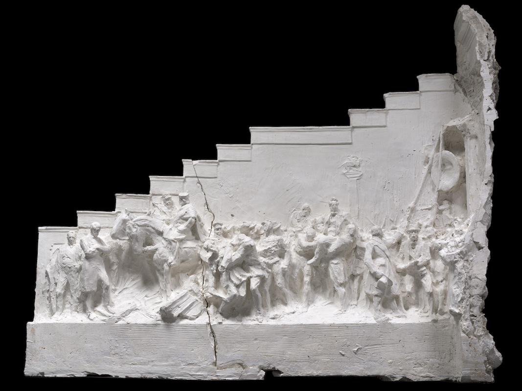 Ettore Ximenes
Bozzetto per la decorazione dell’Altare della Patria “Categoria C, n. 9”, 
1908, gesso
Roma, VIVE − Vittoriano e Palazzo Venezia
