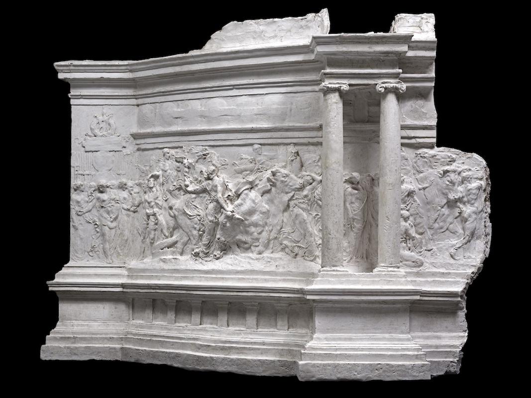 Angelo Zanelli
Bozzetto per il primo concorso per il fregio dell’Altare della Patria, 
1908, gesso
Roma, VIVE − Vittoriano e Palazzo Venezia
