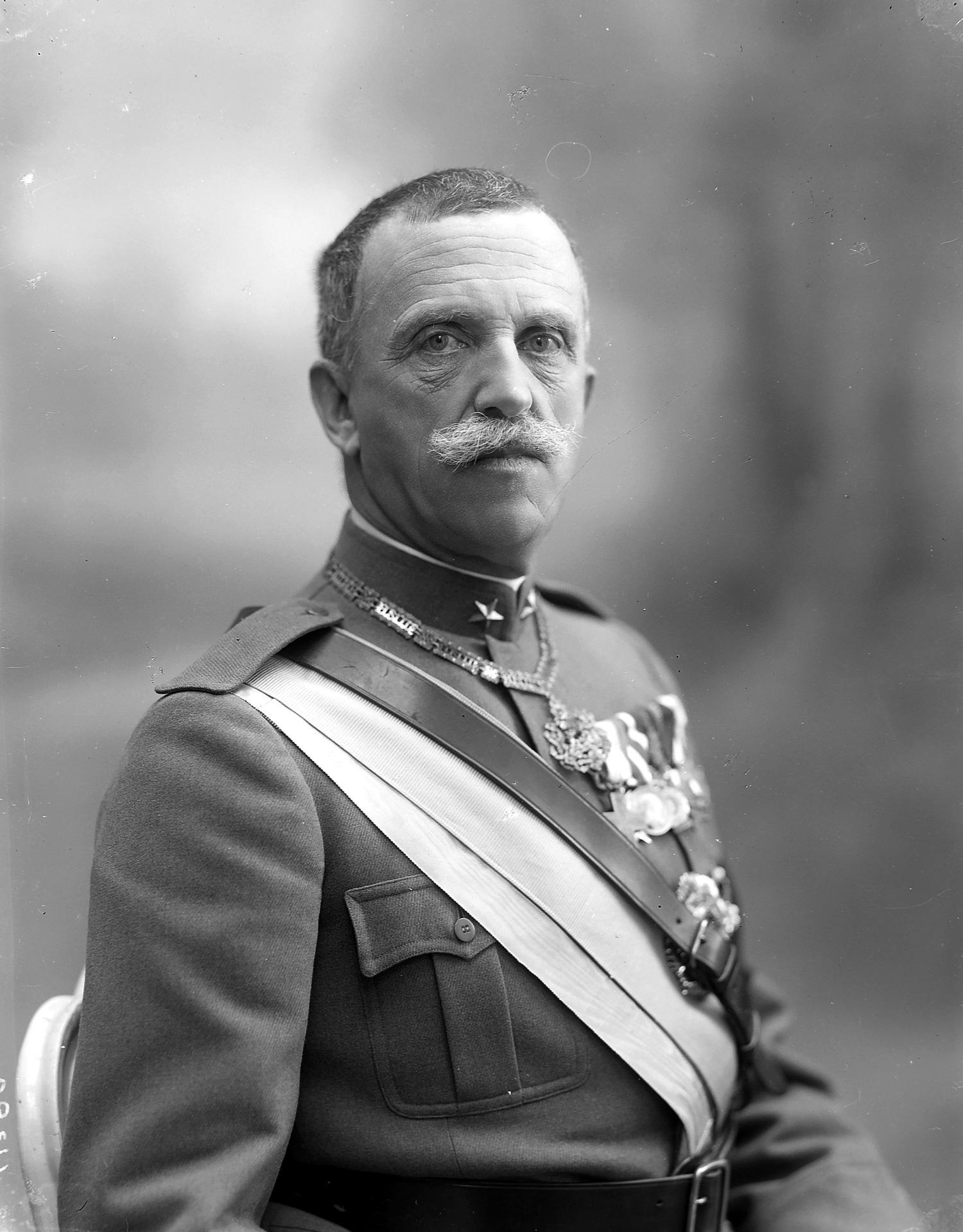 Ritratto di Vittorio Emanuele III di Savoia, re d'Italia (1900-1946)
