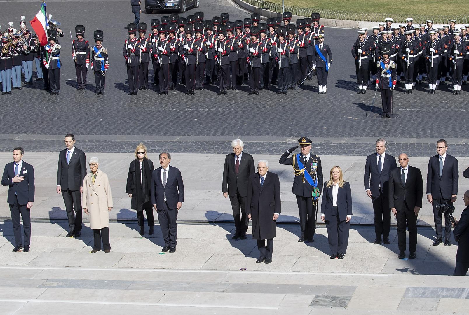 Giornata dell’Unità: il Presidente della Repubblica depone corona d’alloro sulla Tomba del Milite Ignoto