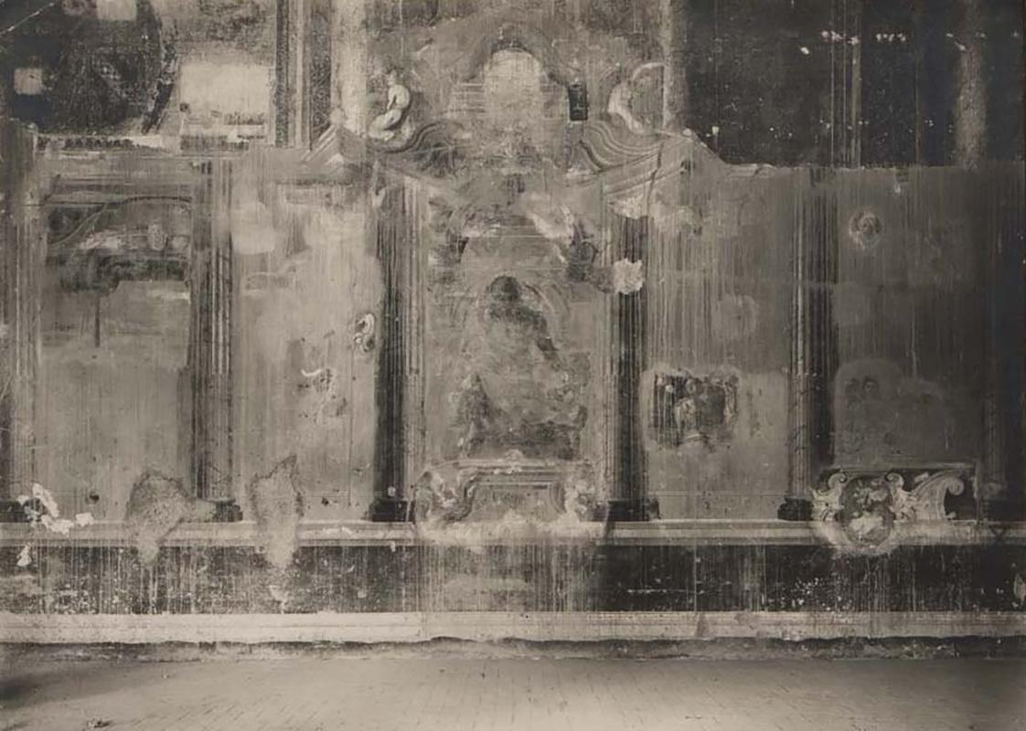 Affreschi della sala del Mappamondo prima del restauro del 1925
