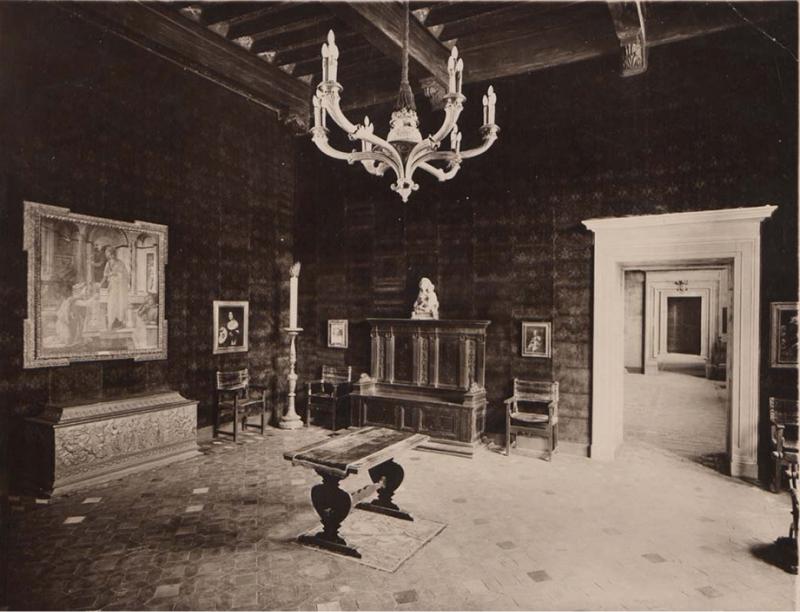 Appartamento Barbo, veduta della sala di Filippo Lippi nell'allestimento Hermanin del 1929