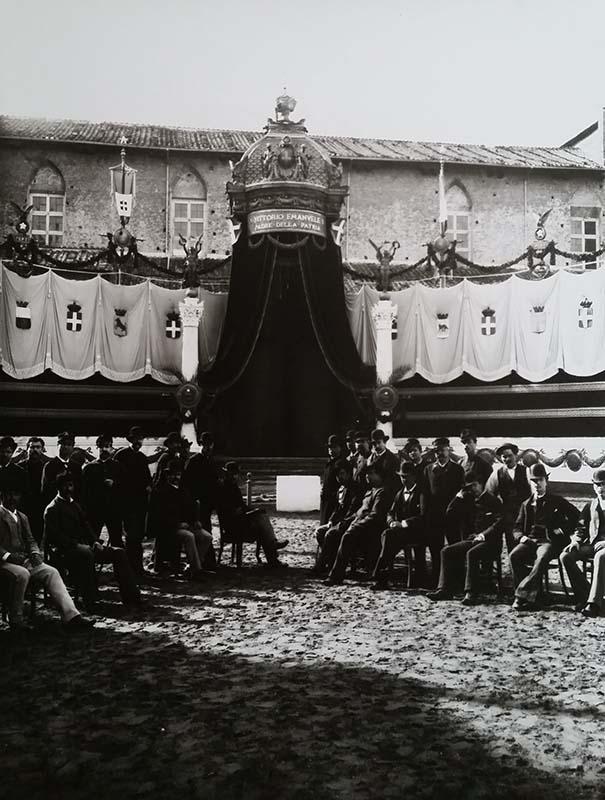 La posa della prima pietra del Vittoriano il 22 marzo 1885
