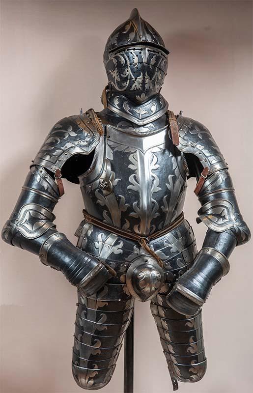 Infantry commander's armour by Michael Witz the Younger, 1550-1560, Museum of Palazzo Venezia
