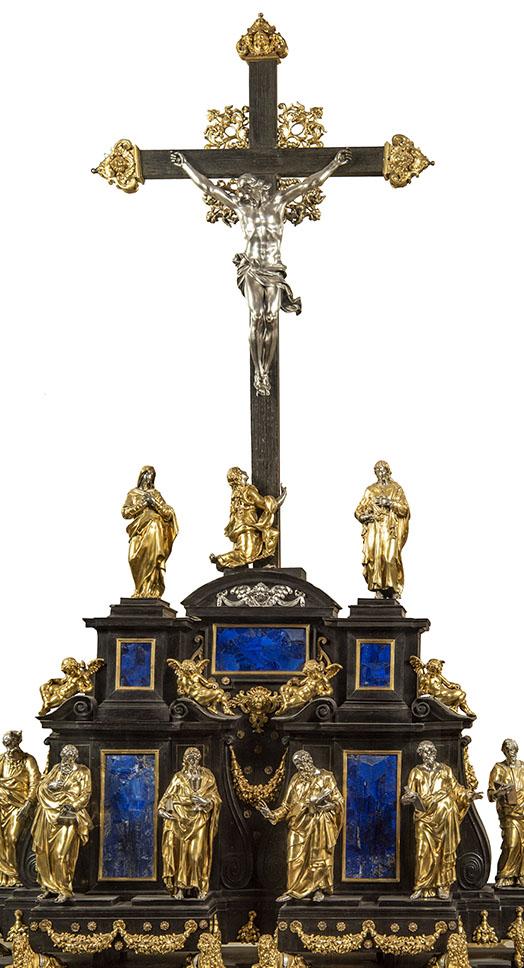 Altarolo portatile di Jacob Cobaert con Crocifisso della bottega di Gian Lorenzo Bernini