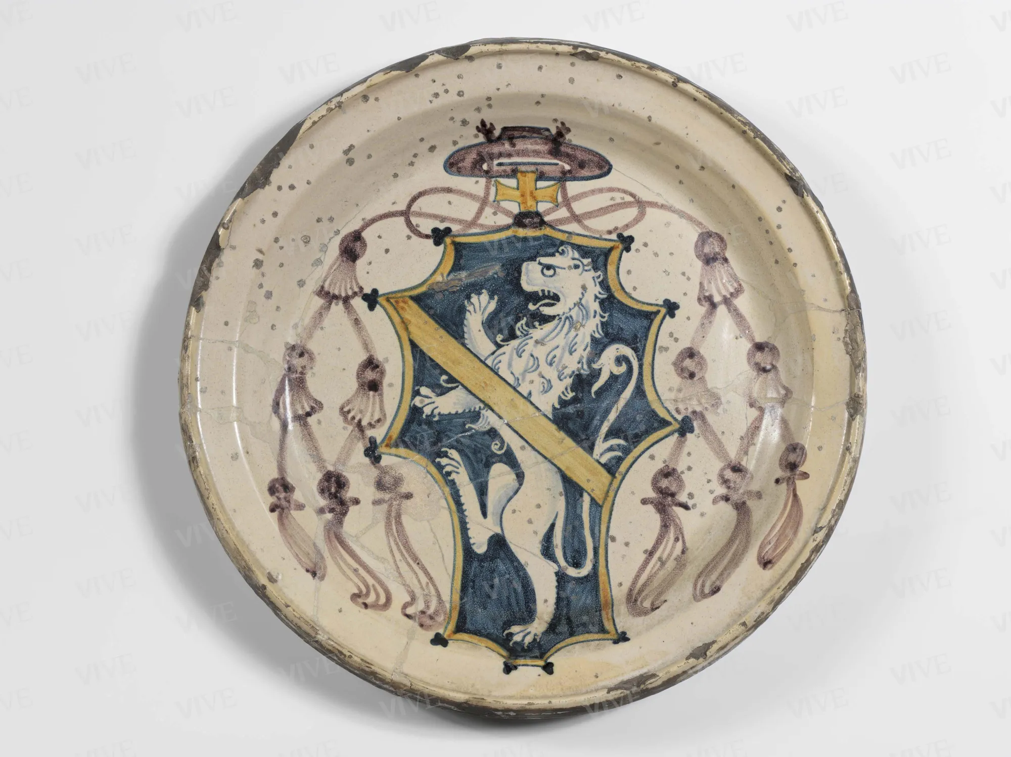 Basin with the Barbo coat of arms - Roman milieu