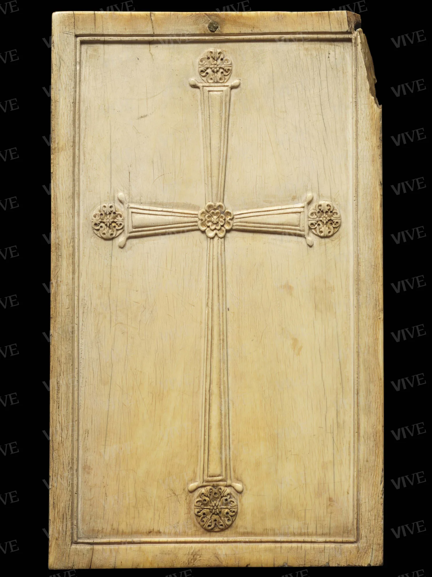 Ivory triptych with Deesis (Christ in Majesty) and saints - Byzantine production