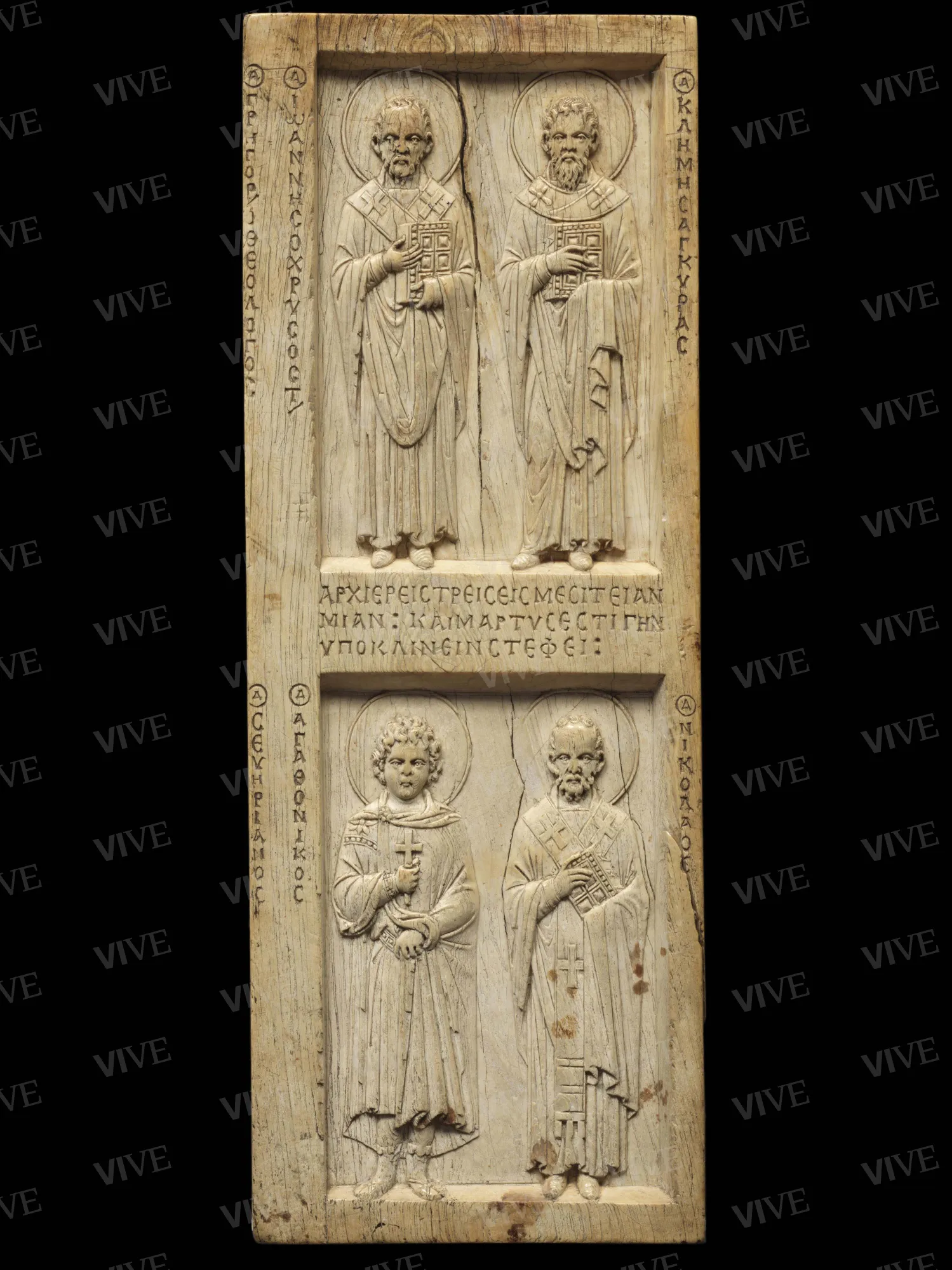 Ivory triptych with Deesis (Christ in Majesty) and saints - Byzantine production