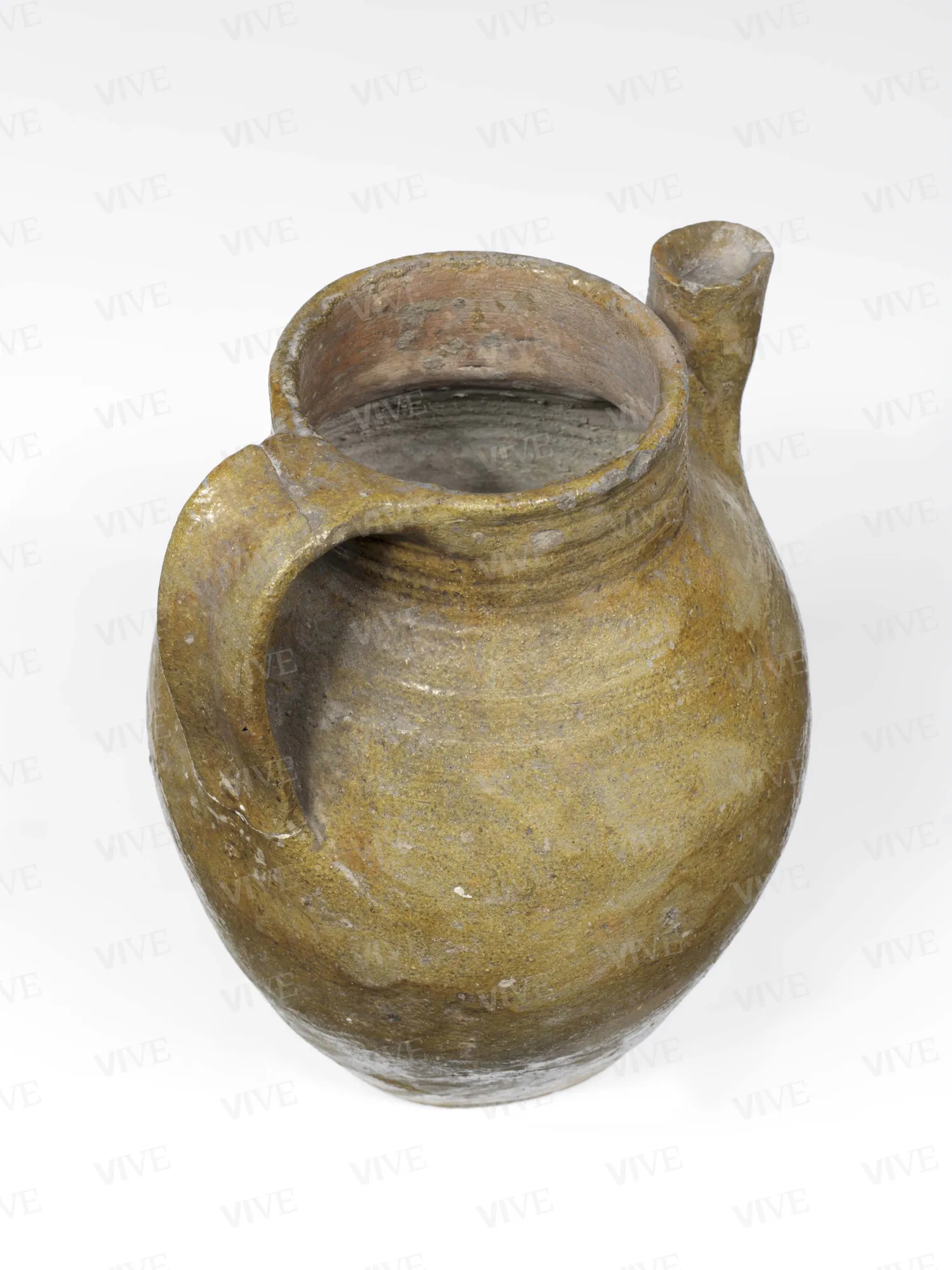 Brocca con invetriatura sparsa  - ambito romano