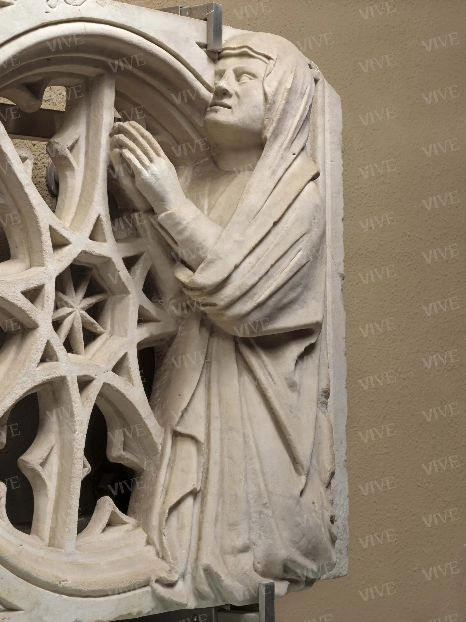 Transenna con due donatori - Giovanni di Stefano da Siena