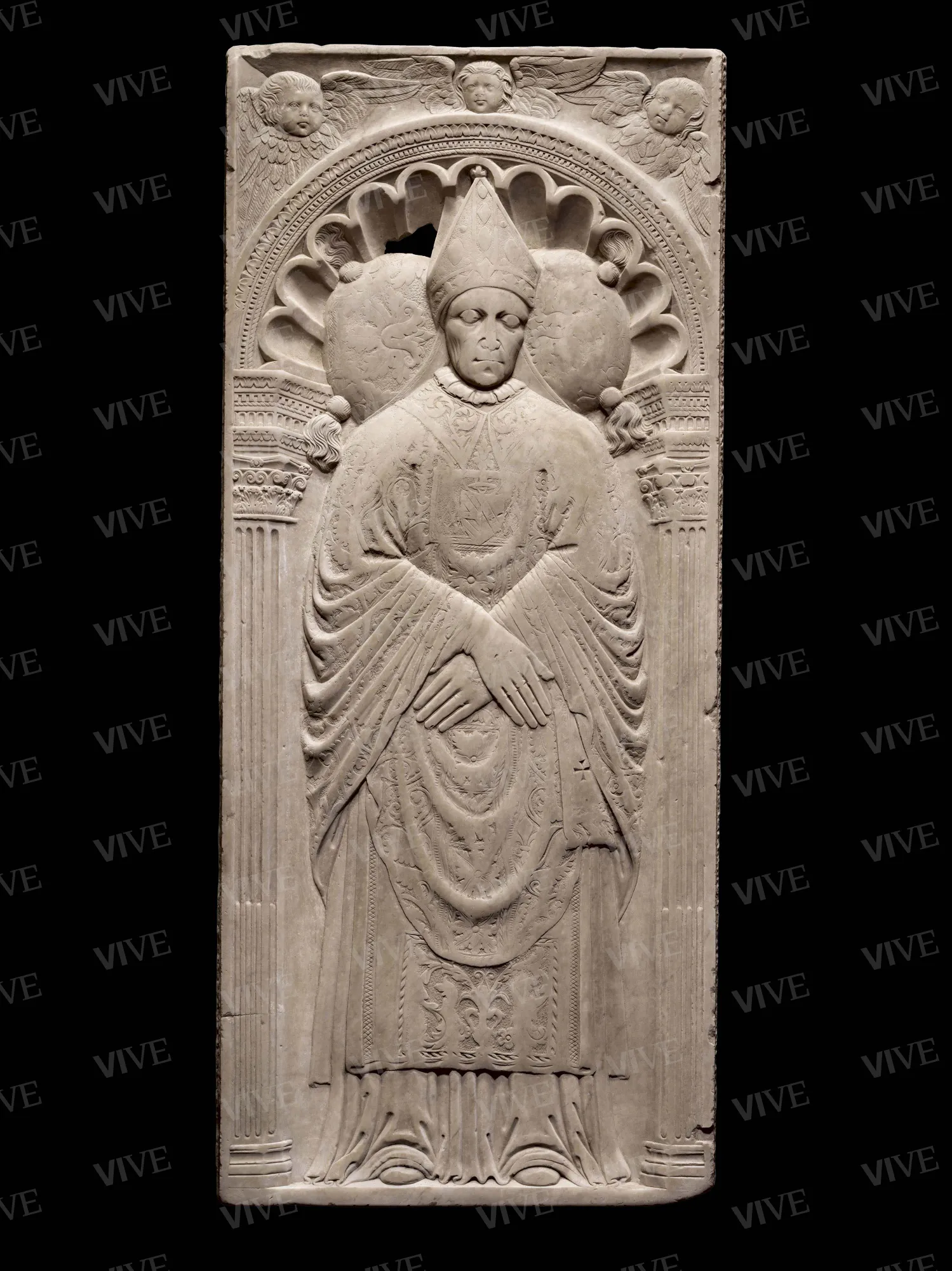 Lastra tombale del cardinale Giovanni Berardi (Giovanni da Tagliacozzo) - Isaia Ganti detto da Pisa