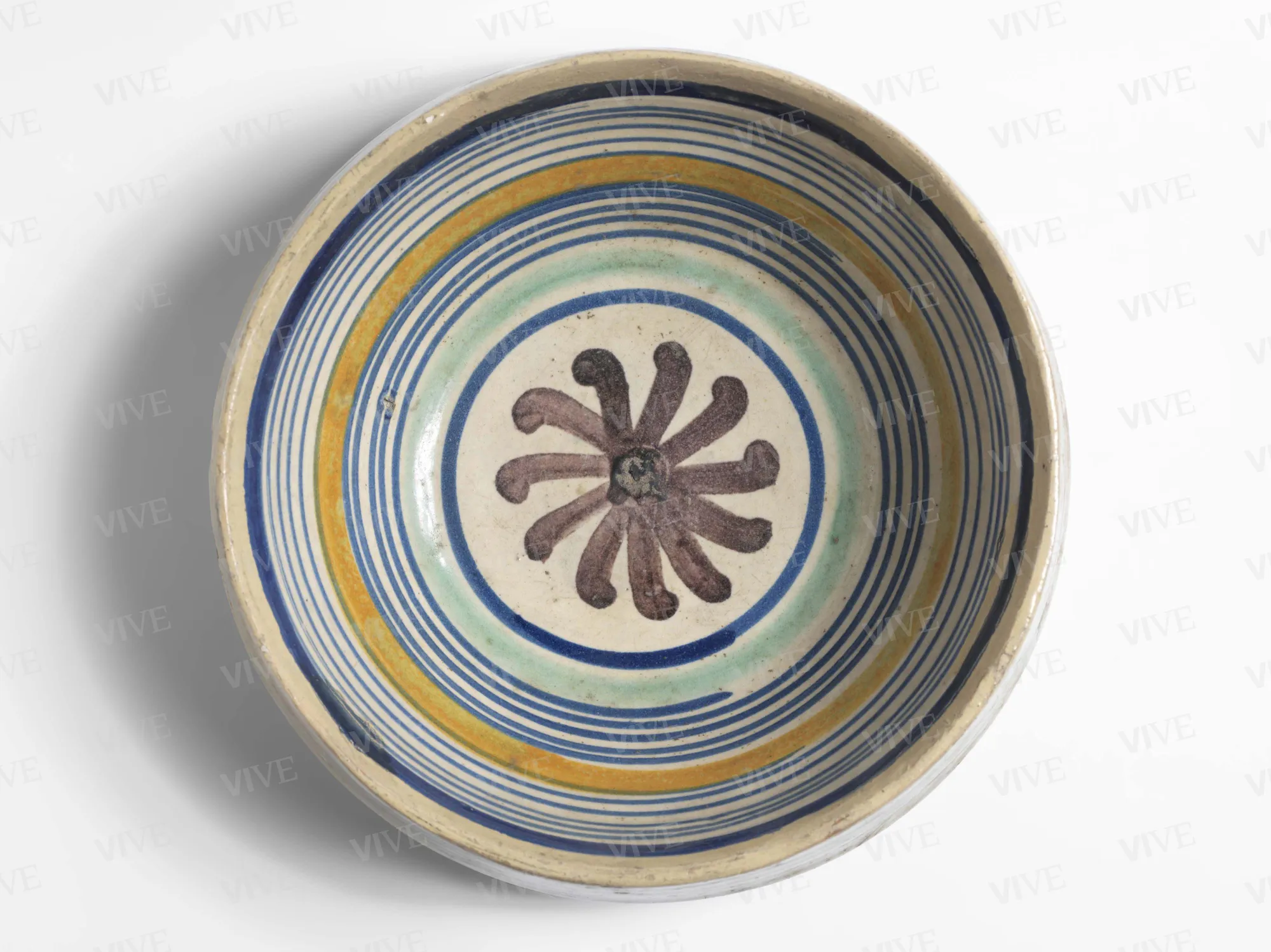 Carinated bowl  - Roman milieu