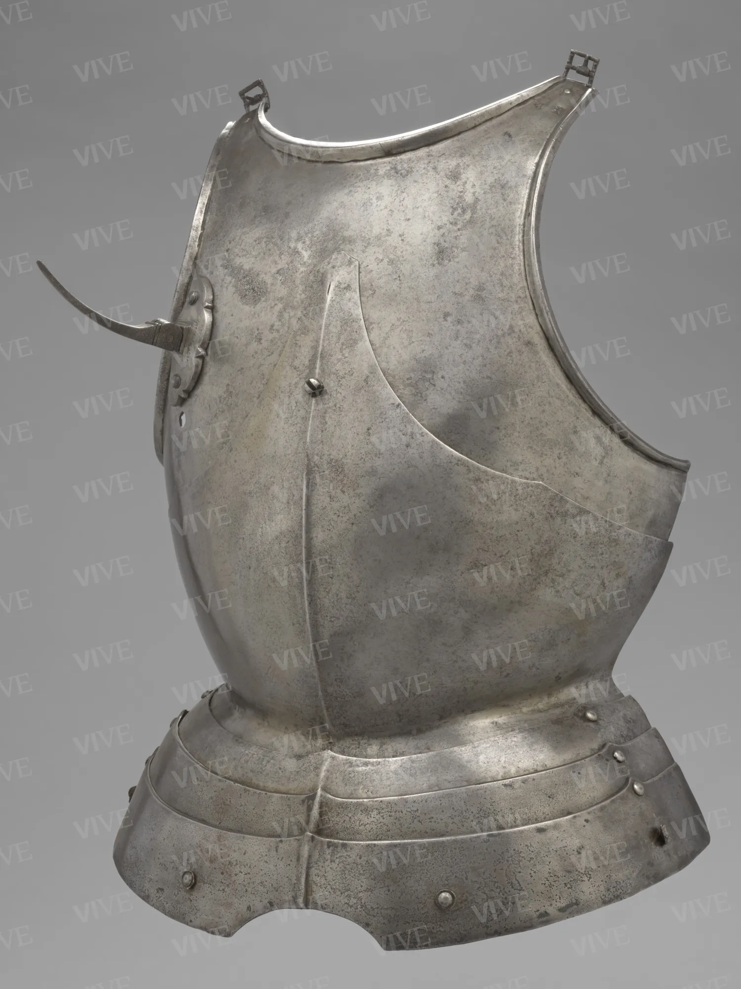 Chest armor with flap and stay - Austrian production