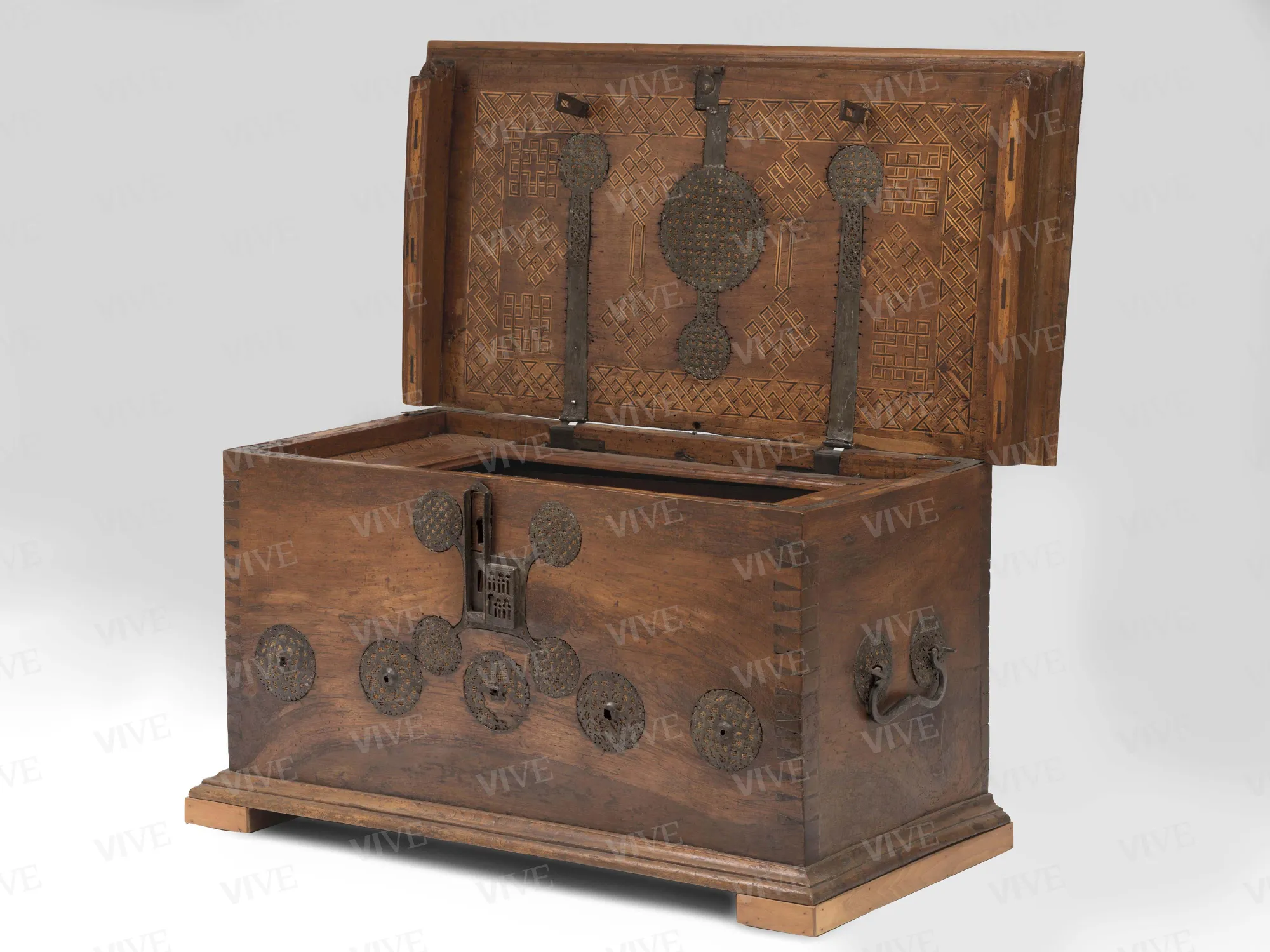 Forziere - bottega lombarda