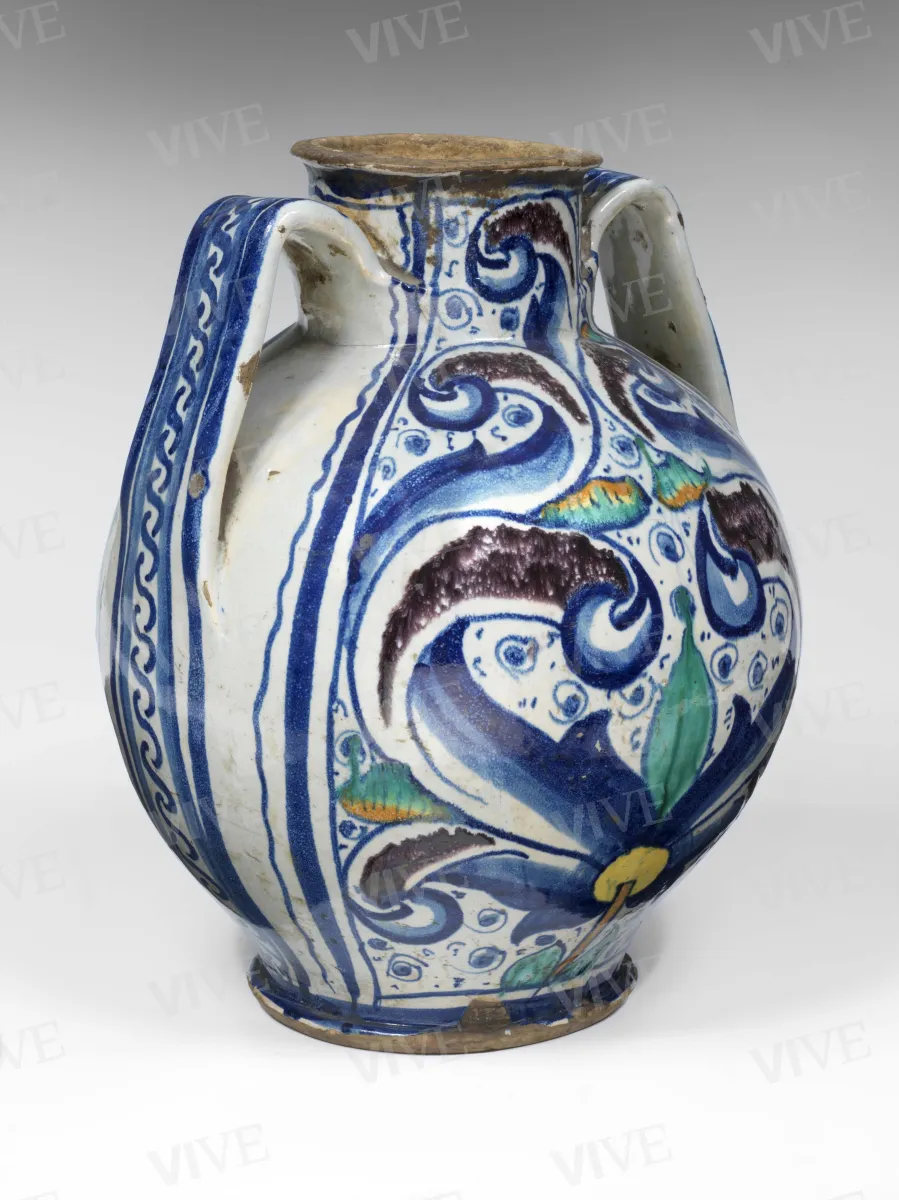 Apothecary jar - Roman milieu