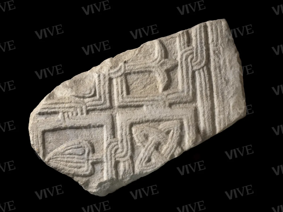 Frammento di pluteo bifronte a maglie abitate - ambito romano